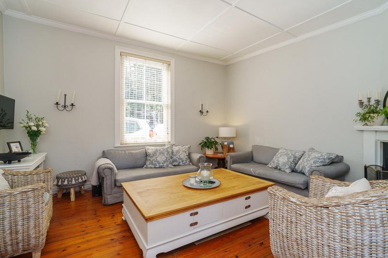 2 Bedroom Property for Sale in Wynberg Upper Western Cape